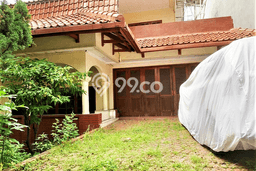 For Sale! Luxury House LT 220m2 Desain Modern di Cipete For Sale! Luxury House LT 220m2 Desain Modern di Cipete