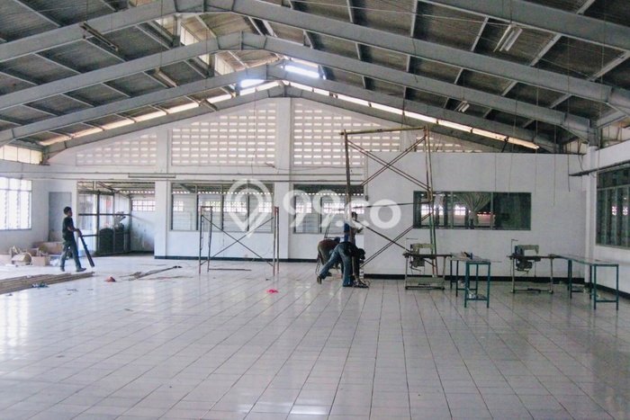 Untuk Dijual Gudang di Tambun Selatan Bekasi LT 2260m2 / LB 1400m2 Untuk Dijual Gudang di Tambun Selatan Bekasi LT 2260m2 / LB 1400m2