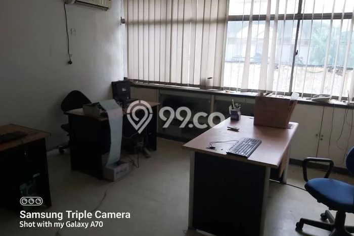 Ruko Lokasi Strategis Kawasan Petojo, Luas 990m², Mainroad Ruko Lokasi Strategis Kawasan Petojo, Luas 990m², Mainroad