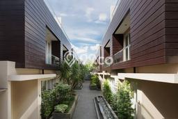 Rumah Luxury Modern Siap Huni di Kemang Jakarta Selatan Rumah Luxury Modern Siap Huni di Kemang Jakarta Selatan