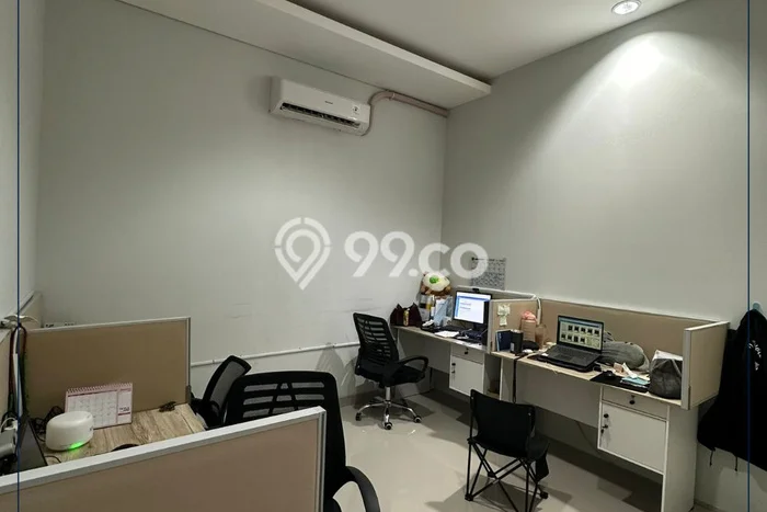 Ruko Strategis Kawasan , Luas 170m2m², Area Bisnis, Ramai Ruko Strategis Kawasan , Luas 170m2m², Area Bisnis, Ramai