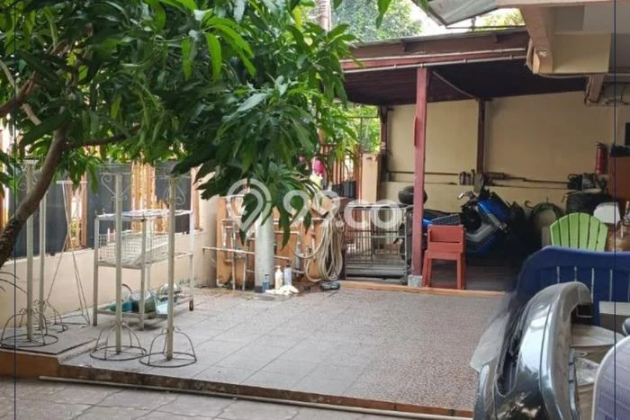 Hunian Elit LB 500m2 Siap Huni Desain Elegan di Kedoya Baru, Jakarta Barat Hunian Elit LB 500m2 Siap Huni Desain Elegan di Kedoya Baru, Jakarta Barat