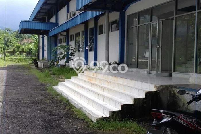 Unit Pabrik Dijual di Cidahu Sukabumi Luas Tanah 42000m2, Luas Bangunan 2600m2 Unit Pabrik Dijual di Cidahu Sukabumi Luas Tanah 42000m2, Luas Bangunan 2600m2