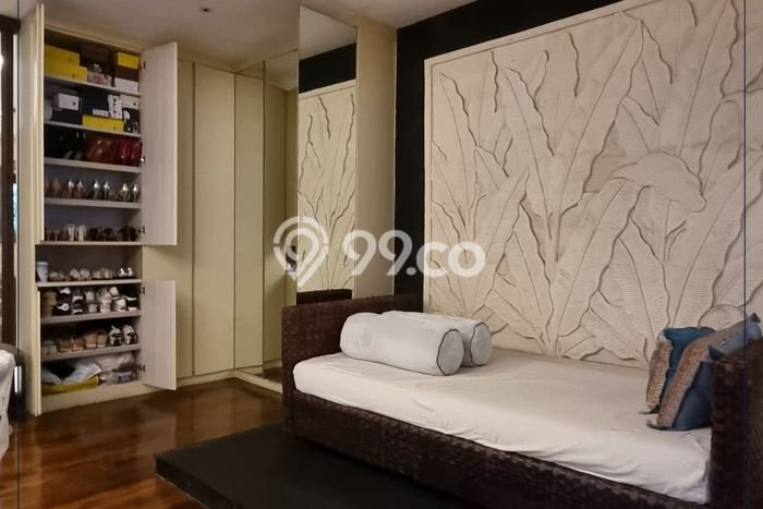 Jual Rumah Mewah Elegan Dengan View Eksklusif di Lebak Bulus, Jakarta Selatan Jual Rumah Mewah Elegan Dengan View Eksklusif di Lebak Bulus, Jakarta Selatan