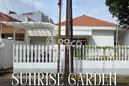 Hunian Elit LB 165m2 Siap Pakai Desain Elegan di Sunrise Garden, Jakarta Barat Hunian Elit LB 165m2 Siap Pakai Desain Elegan di Sunrise Garden, Jakarta Barat