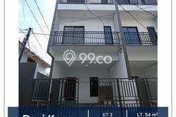 Dijual Rumah Eksklusif 3 KT di Duri Kepa, Jakarta Barat Dijual Rumah Eksklusif 3 KT di Duri Kepa, Jakarta Barat