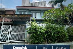 Rumah Luxury Modern Tanpa Renovasi di Srengseng Jakarta Barat Rumah Luxury Modern Tanpa Renovasi di Srengseng Jakarta Barat