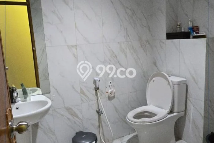 Ruko Dijual di Jakarta Selatan LT 93m2 & LB 372m2 Lokasi Terbaik! Ruko Dijual di Jakarta Selatan LT 93m2 & LB 372m2 Lokasi Terbaik!