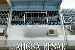 Unit Ruko Dijual di Jakarta Barat LT 69m2 & LB 207m2 Unit Ruko Dijual di Jakarta Barat LT 69m2 & LB 207m2