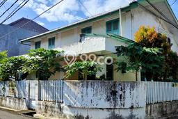Jual Rumah Mewah Elegan Dengan View Eksklusif di Rawamangun, Jakarta Timur Jual Rumah Mewah Elegan Dengan View Eksklusif di Rawamangun, Jakarta Timur