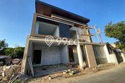 Rumah Strategis 5 KT Luas Tanah 196m² di Kalasan, Sleman Rumah Strategis 5 KT Luas Tanah 196m² di Kalasan, Sleman