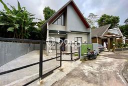 Rumah Strategis di Pakem, Dekat Pakem, Sleman, Sleman - LT 136m² Rumah Strategis di Pakem, Dekat Pakem, Sleman, Sleman - LT 136m²