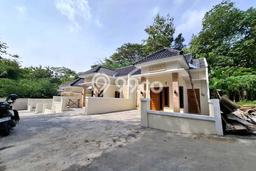 Rumah Sederhana Dijual Lokasi Seyegan 2 Kamar dengan LT 102m2 Rumah Sederhana Dijual Lokasi Seyegan 2 Kamar dengan LT 102m2