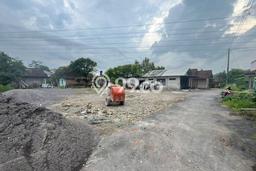 Tanah Premium di Banguntapan, Luas 202m2m², Akses Banguntapan, Bantul, Bantul Tanah Premium di Banguntapan, Luas 202m2m², Akses Banguntapan, Bantul, Bantul