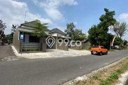 Rumah EXCLUSIVE area , Yogyakarta, LT 117m2m² Bangunan 70m2m² HARGA TERBAIK! Rumah EXCLUSIVE area , Yogyakarta, LT 117m2m² Bangunan 70m2m² HARGA TERBAIK!