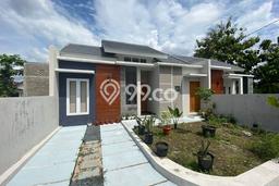 HUNIAN BERKELAS! Rumah Premium Ngemplak, Sleman, Luas Tanah 107m² Luas Bangunan 50m² HUNIAN BERKELAS! Rumah Premium Ngemplak, Sleman, Luas Tanah 107m² Luas Bangunan 50m²