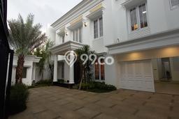 Dijual Rumah Luas Elegan Dengan View Eksklusif di Pondok Indah, Jakarta Selatan Dijual Rumah Luas Elegan Dengan View Eksklusif di Pondok Indah, Jakarta Selatan