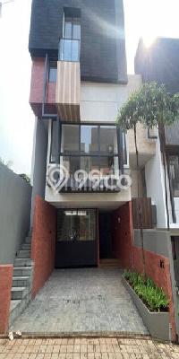 Disewakan Rumah Murah di Antasari Jakarta Selatan Punya 4 KT Disewakan Rumah Murah di Antasari Jakarta Selatan Punya 4 KT