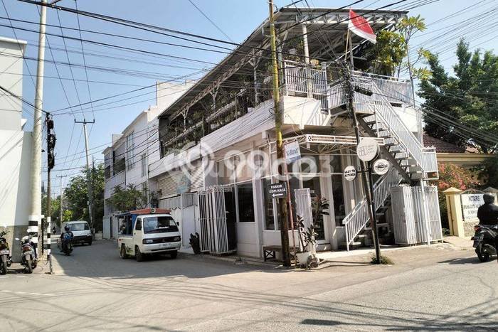 Komersial Dijual di Cirebon LT 300m2 & LB 600m2 Lokasi Terbaik! Komersial Dijual di Cirebon LT 300m2 & LB 600m2 Lokasi Terbaik!