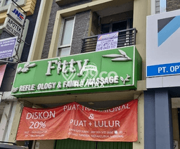 Ruko Dijual Lokasi Emas di Kelapa Dua Luas 90m2 Ruko Dijual Lokasi Emas di Kelapa Dua Luas 90m2