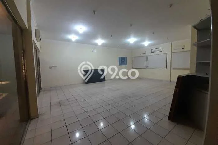 Rumah Bagus Siap Pakai Di Semarang Tengah Luas 281m2 Aman Rumah Bagus Siap Pakai Di Semarang Tengah Luas 281m2 Aman