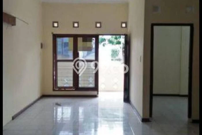 Dijual Rumah 3 Kamar Lokasi Ideal Nyaman dan Strategis di Tembalang Dijual Rumah 3 Kamar Lokasi Ideal Nyaman dan Strategis di Tembalang