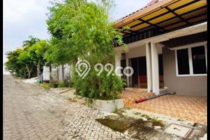For Sale Rumah 3 Kamar Lokasi Ideal Nyaman dan Strategis di Tembalang For Sale Rumah 3 Kamar Lokasi Ideal Nyaman dan Strategis di Tembalang
