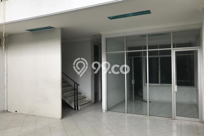 Unit Kantor Paling Strategis di Semarang Tengah Semarang dengan LB 700m2 Unit Kantor Paling Strategis di Semarang Tengah Semarang dengan LB 700m2