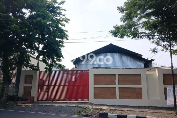 Disewakan Gudang komersial di Semarang Barat luas bangunan 750m2 Disewakan Gudang komersial di Semarang Barat luas bangunan 750m2