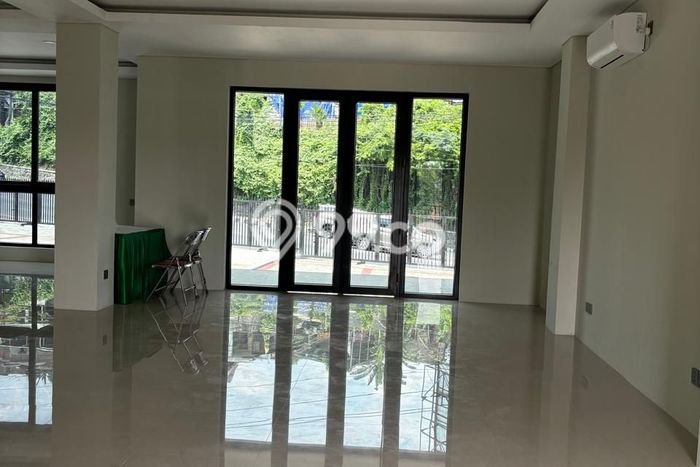 Unit Komersial Disewa Lokasi Candisari, Semarang Spesifikasi Luas Bangunan 264m2 Unit Komersial Disewa Lokasi Candisari, Semarang Spesifikasi Luas Bangunan 264m2