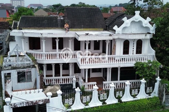 Dijual Rumah Premium dengan Fasilitas Sekitar Lengkap di Mantrijeron, Yogyakarta Dijual Rumah Premium dengan Fasilitas Sekitar Lengkap di Mantrijeron, Yogyakarta