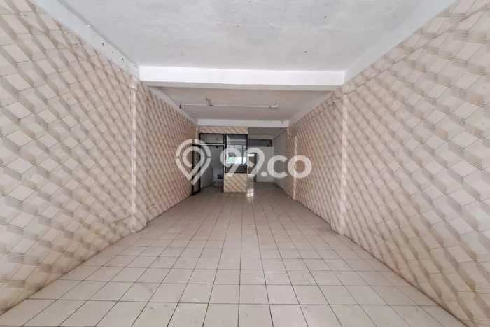 Ruko Premium Kawasan Ciputat, Luas 250m², Area Bisnis, Ramai Ruko Premium Kawasan Ciputat, Luas 250m², Area Bisnis, Ramai