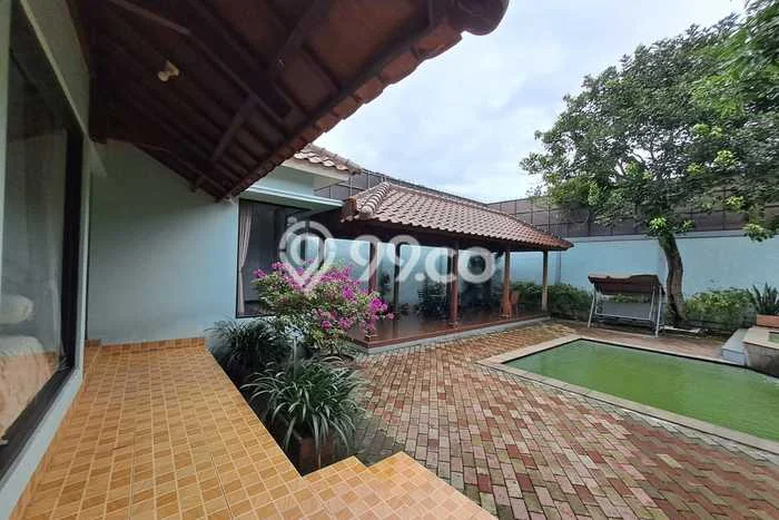 Rumah Mewah Siap Huni LT 620m2 di Sawangan, Depok Rumah Mewah Siap Huni LT 620m2 di Sawangan, Depok