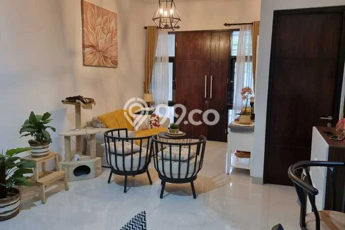 Rumah Strategis Minimalis Lb 90m2 di Ciputat Timur, Tangerang Selatan Rumah Strategis Minimalis Lb 90m2 di Ciputat Timur, Tangerang Selatan