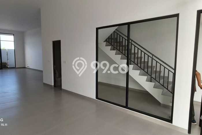 Disewakan Ruko di Tangerang Tangerang LT 120m2, LB 441m2 Disewakan Ruko di Tangerang Tangerang LT 120m2, LB 441m2