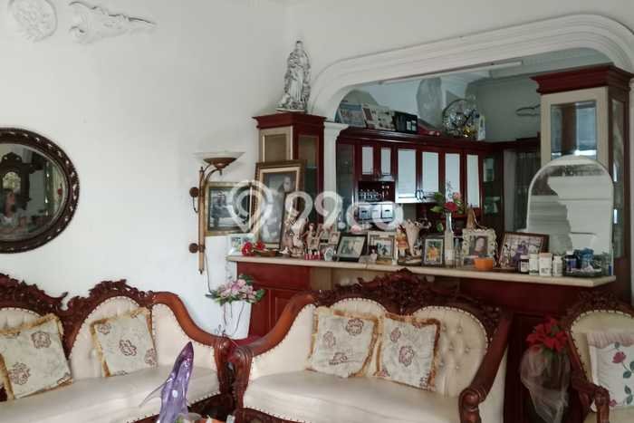 Rumah Luxury Modern Tanpa Renovasi di Senayan Jakarta Selatan Rumah Luxury Modern Tanpa Renovasi di Senayan Jakarta Selatan