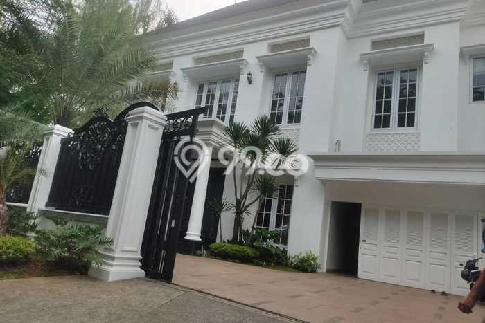 Rumah Elit Akses Strategis di Jakarta Selatan Rumah Elit Akses Strategis di Jakarta Selatan