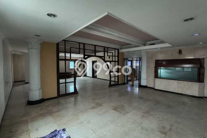 Kantor Strategis di Daan Mogot, Luas 1200m2m², Area Komersial, Dekat Daan Mogot, Jakarta Barat, Jakarta Barat Kantor Strategis di Daan Mogot, Luas 1200m2m², Area Komersial, Dekat Daan Mogot, Jakarta Barat, Jakarta Barat