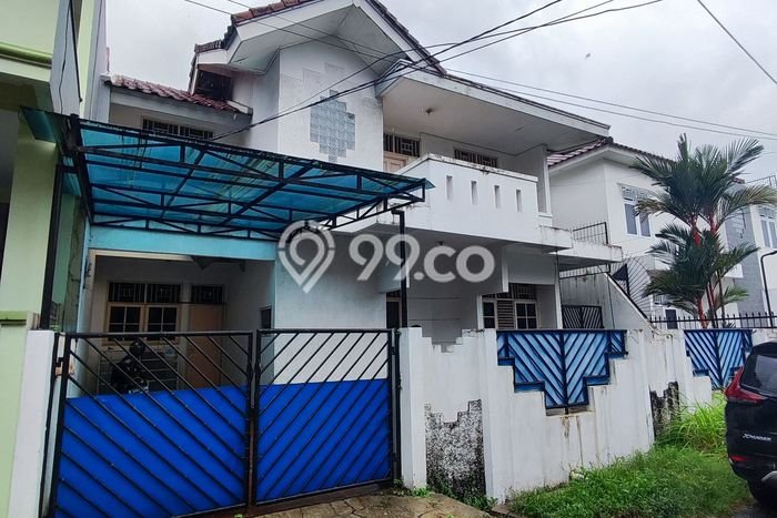 Dijual Rumah Luas Megah Dengan View Cantik di Pondok Bambu, Jakarta Timur Dijual Rumah Luas Megah Dengan View Cantik di Pondok Bambu, Jakarta Timur