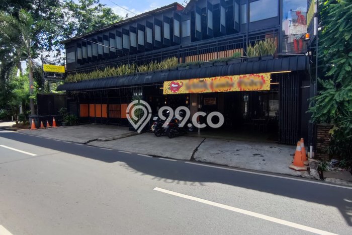 Rumah Mewah LB 1000m2 Siap Pakai Desain Elegan di Jati Padang, Jakarta Selatan Rumah Mewah LB 1000m2 Siap Pakai Desain Elegan di Jati Padang, Jakarta Selatan