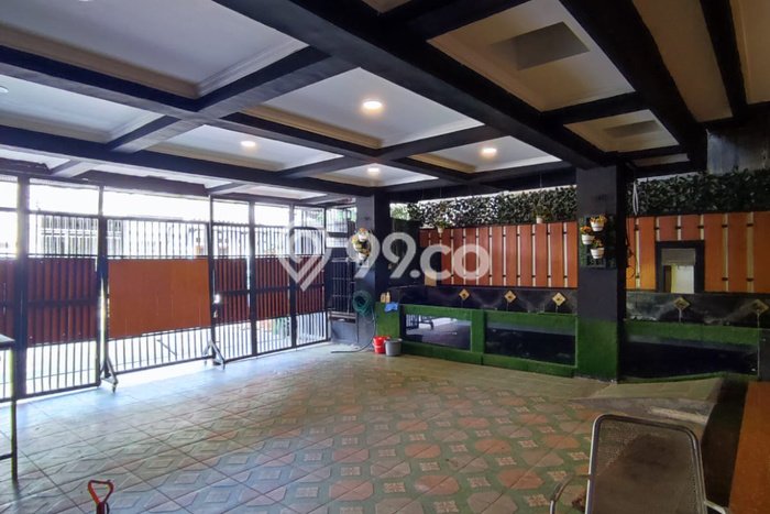 Rumah Mewah LB 1000m2 Siap Pakai Desain Elegan di Jati Padang, Jakarta Selatan Rumah Mewah LB 1000m2 Siap Pakai Desain Elegan di Jati Padang, Jakarta Selatan