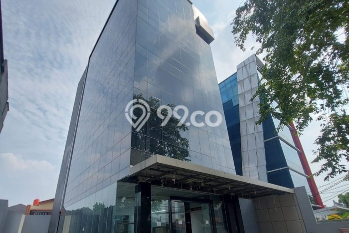 AREA TERSIBUK! Kantor di Warung Buncit, Luas 2070m², Nilai Tinggi AREA TERSIBUK! Kantor di Warung Buncit, Luas 2070m², Nilai Tinggi