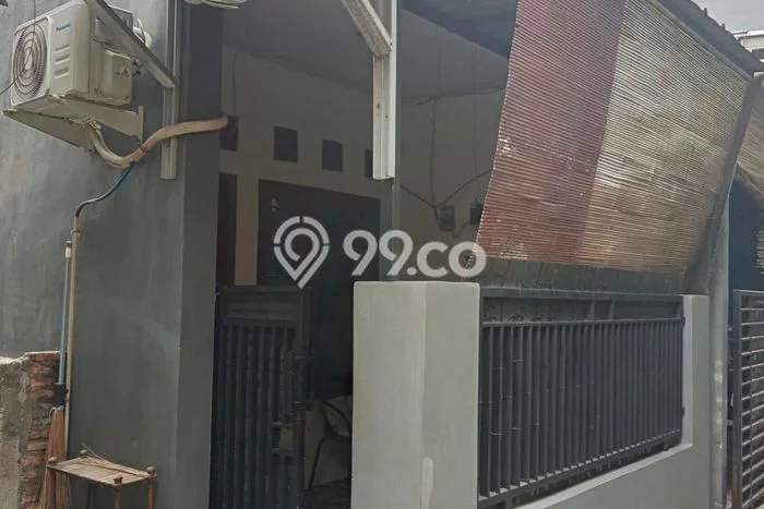 Rumah Modern Cantik 2 KT Siap Huni di Tebet Rumah Modern Cantik 2 KT Siap Huni di Tebet