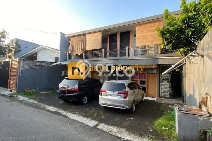 Unit Kost Dijual di Pondok Kelapa dengan 8 Kamar Area Strategis Unit Kost Dijual di Pondok Kelapa dengan 8 Kamar Area Strategis