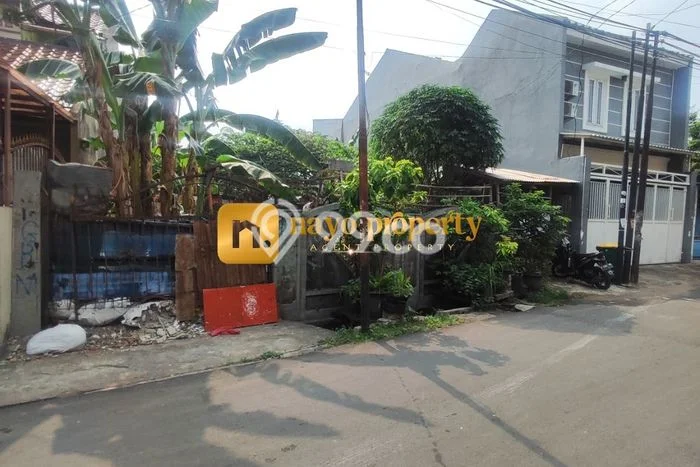 LOKASI STRATEGIS! Tanah Kawasan , Luas 135m2m², Area Asri, Cocok untuk Investasi LOKASI STRATEGIS! Tanah Kawasan , Luas 135m2m², Area Asri, Cocok untuk Investasi