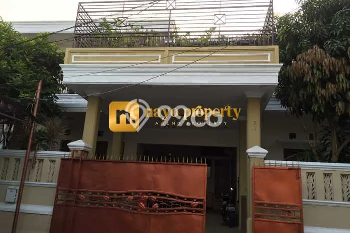 Jual Rumah Mewah Elegan Dengan View Cantik di Setu, Jakarta Timur Jual Rumah Mewah Elegan Dengan View Cantik di Setu, Jakarta Timur