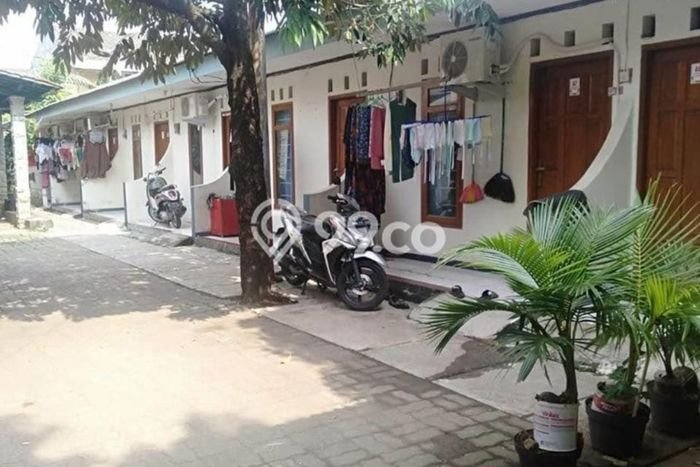 Dijual Kost di Kawasan Ciputat Timur, Tangerang Selatan, Spesifikasi 78 KT, 78 KM, 1500m2 Dijual Kost di Kawasan Ciputat Timur, Tangerang Selatan, Spesifikasi 78 KT, 78 KM, 1500m2