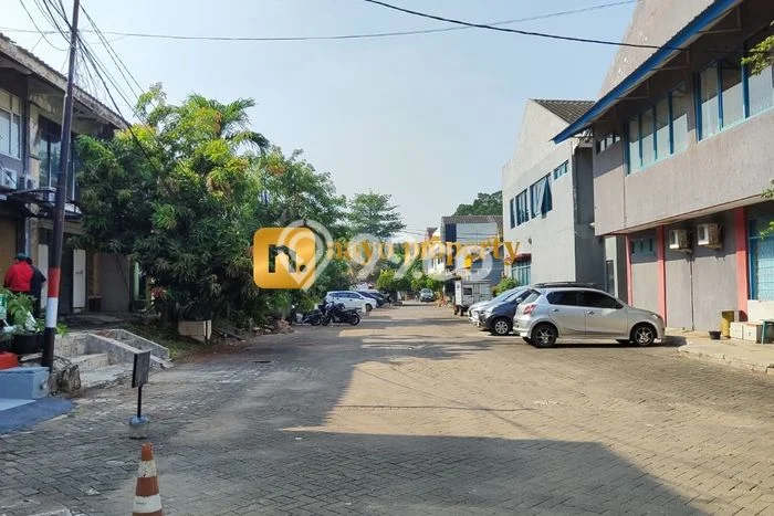 Untuk Dijual! Ruko di Pondok Kelapa Jakarta Timur LT 76m2 / LB 180m2 Kawasan Strategis Untuk Dijual! Ruko di Pondok Kelapa Jakarta Timur LT 76m2 / LB 180m2 Kawasan Strategis