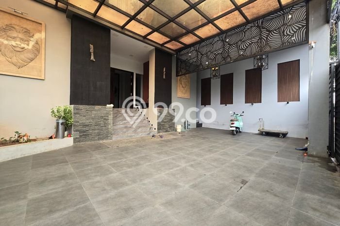 Rumah Elit LB 1150m2 Siap Pakai Desain Elegan di Kemang, Jakarta Selatan Rumah Elit LB 1150m2 Siap Pakai Desain Elegan di Kemang, Jakarta Selatan