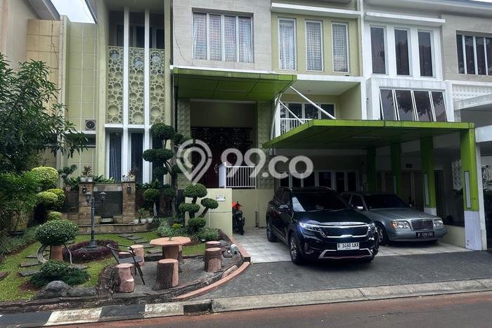 For Sale! Luxury House LT 280m2 Desain Modern di Grand Wisata For Sale! Luxury House LT 280m2 Desain Modern di Grand Wisata